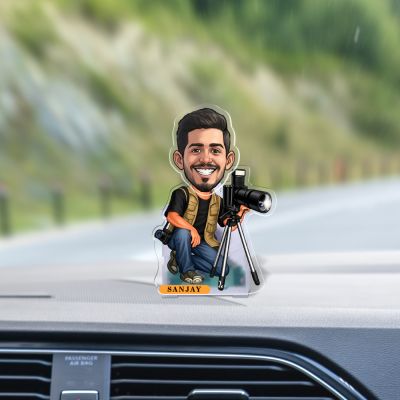 Personalized Photographer Bobblehead Caricature Standee Custom Name Desk Decor Battery Powered Shaking Head for Car & Office Desk Decor Gift for Photographer Lover & Camera Man